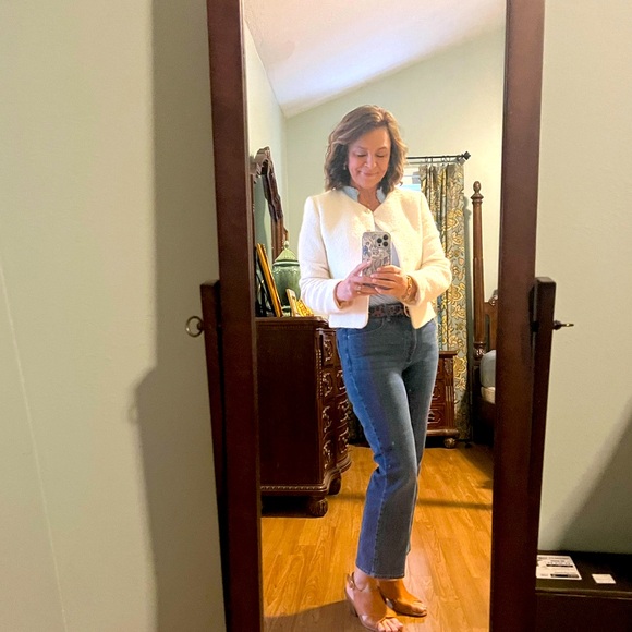 Meet your Posher, Laura - Picture 3 of 6